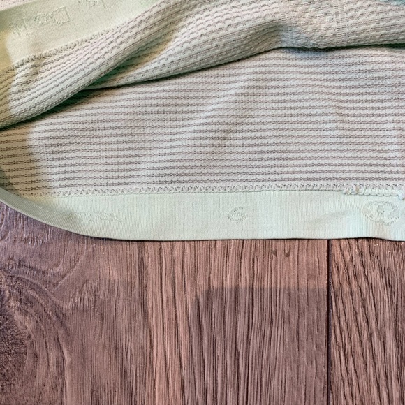 Lululemon Swiftly Tech short sleeve Mint Moment 6 - Picture 4 of 4